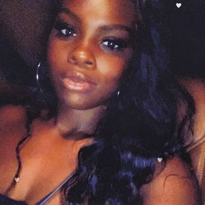 Meet your Posher, Takeya